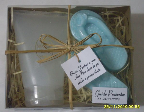Kit Chinelinho + Sabonete Liquido
